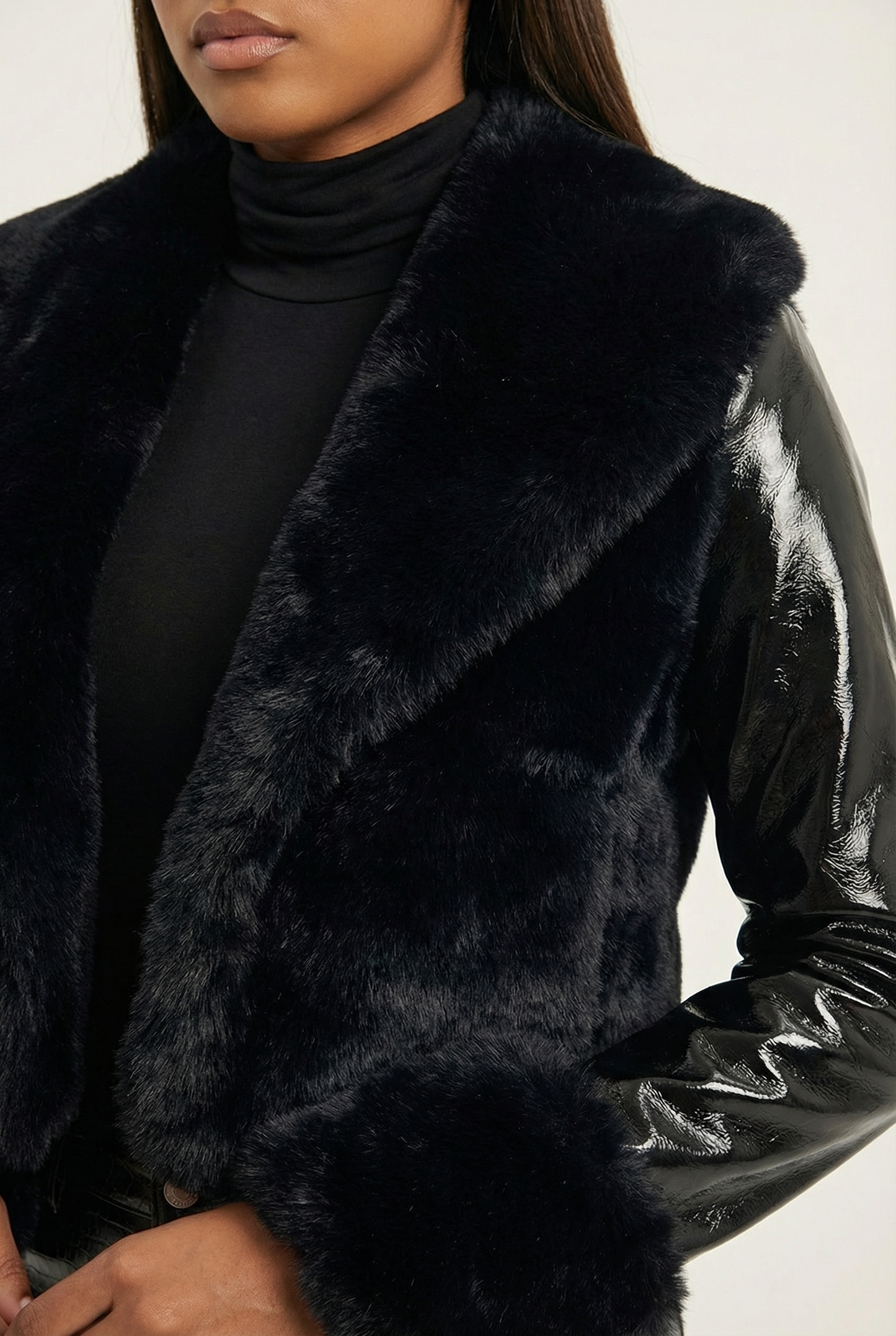 Romane Short Coat – Black