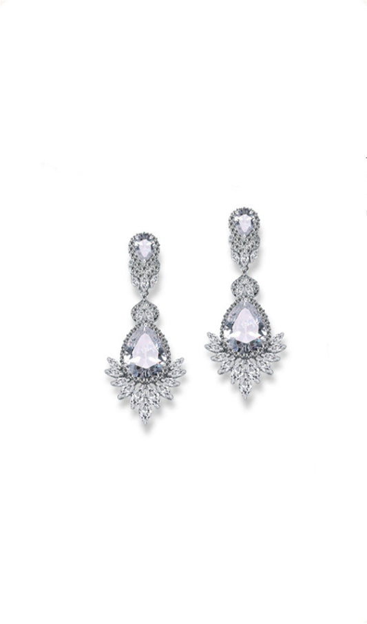 Emery Temperament Drop-Shaped Zircon Earrings 