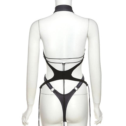 Sleeveless hollow out contrast print halter backless bodysuit